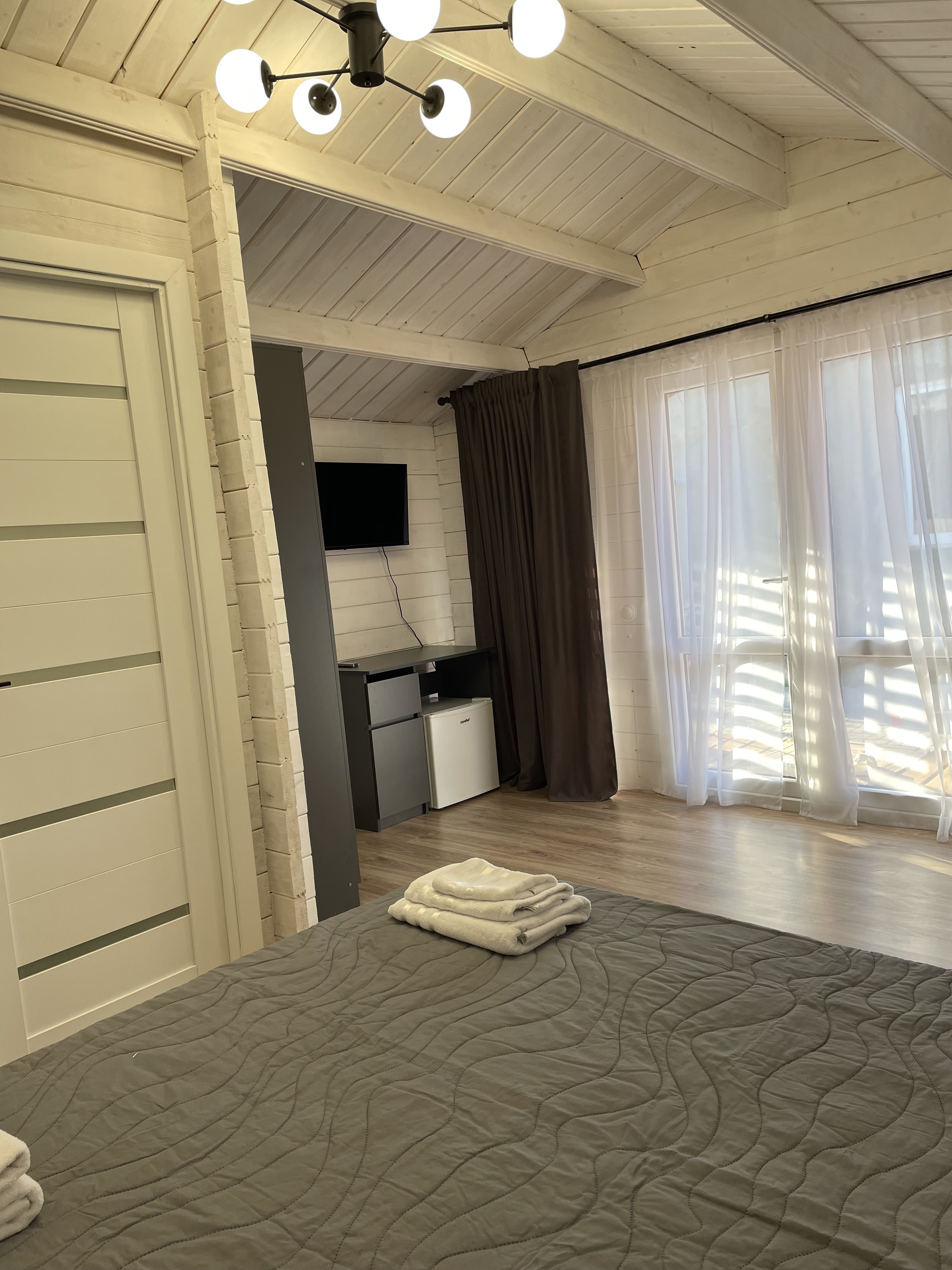 Фото ЭКО коттеджи Lavilla 2