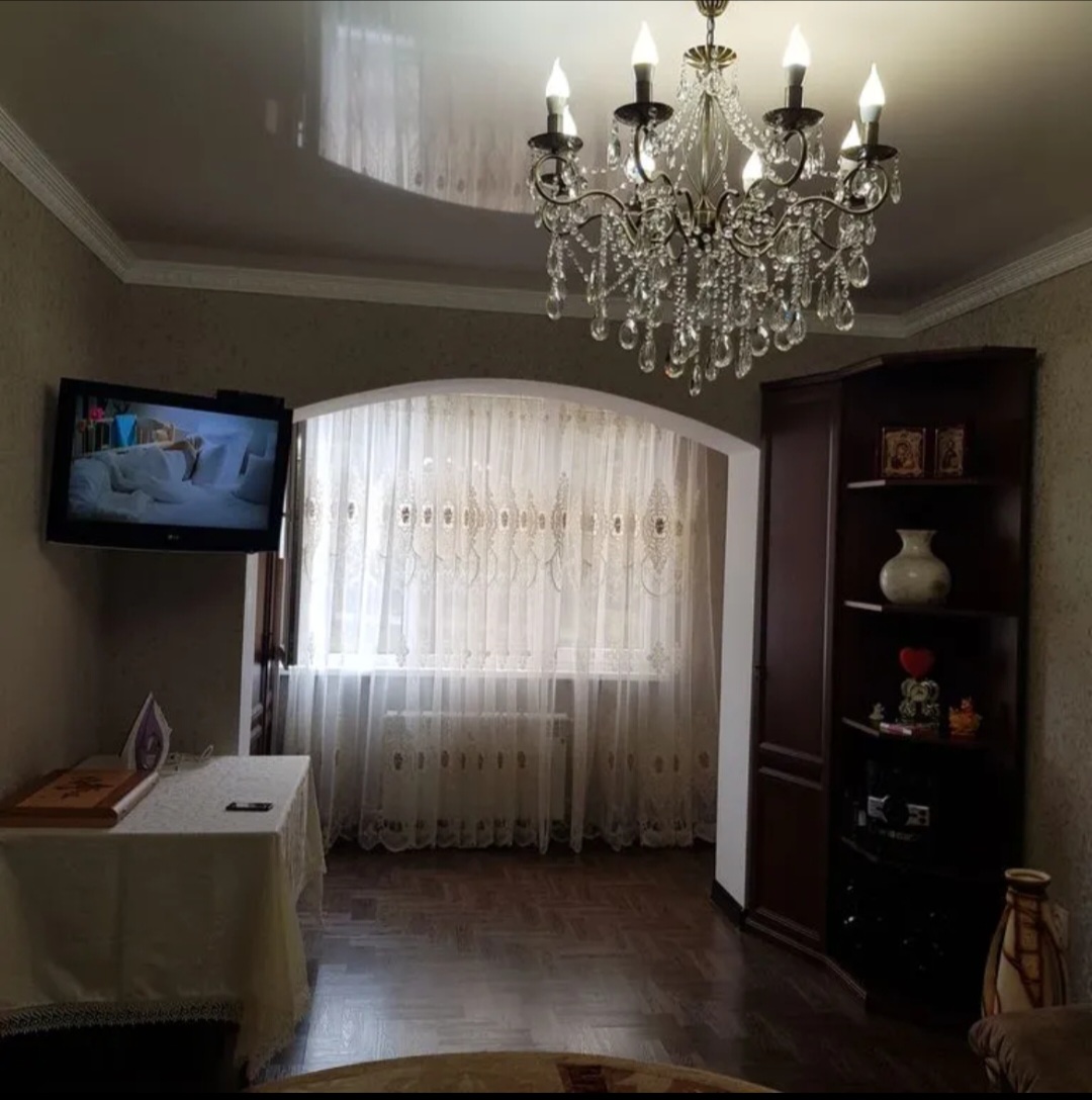 Комната в квартире, проживание с хозяевами, Пицунда — фото 4