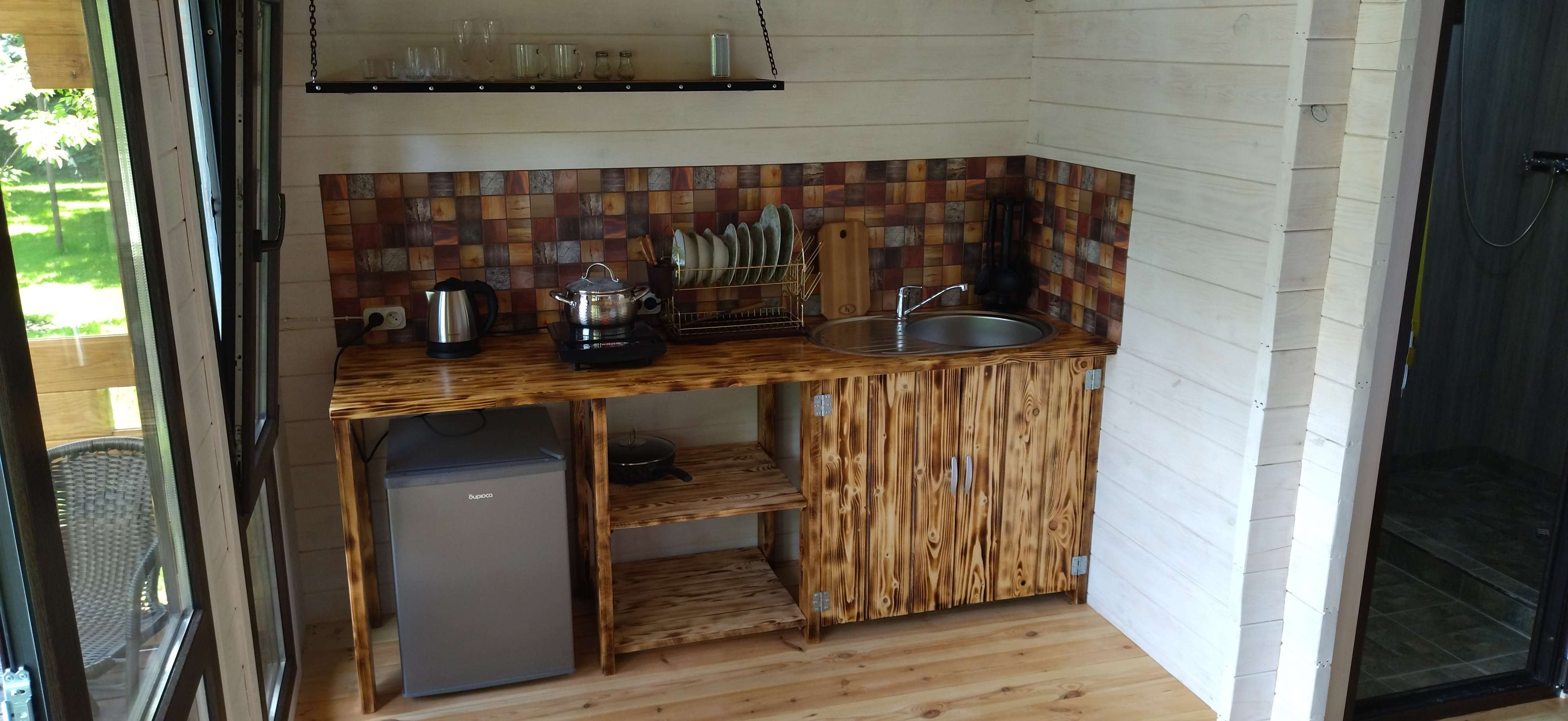 Домик-бунгало