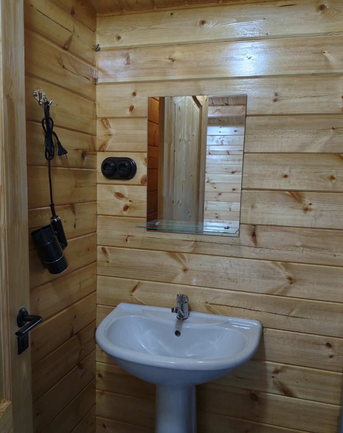 Коттедж - Photo 1