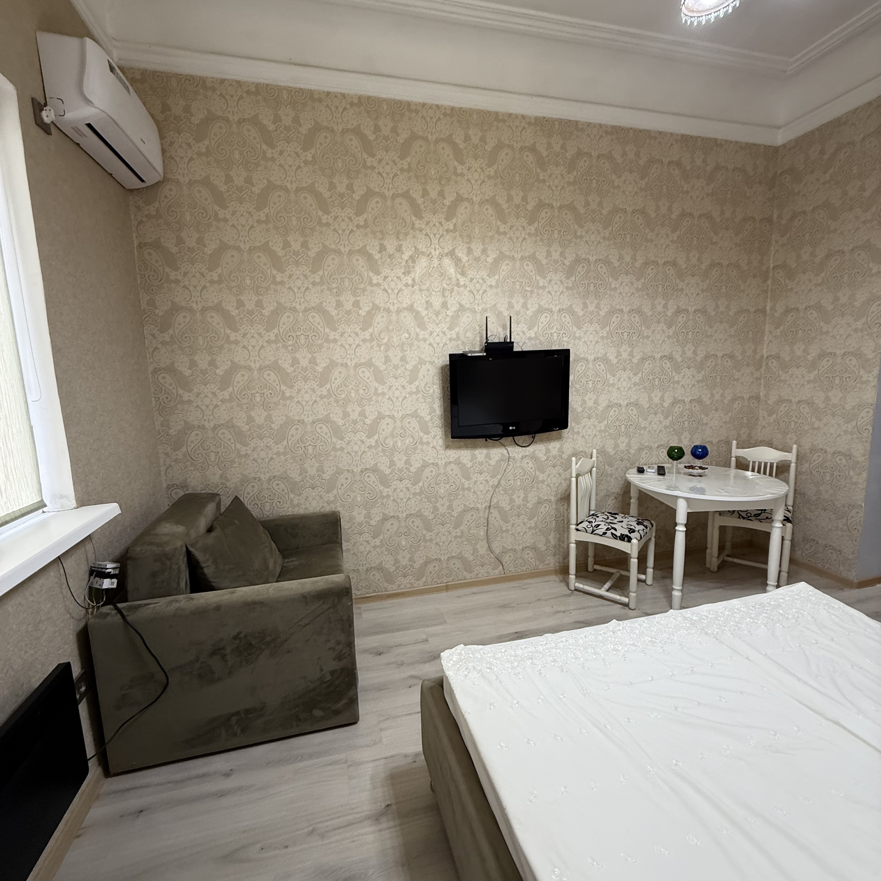 Квартира студия под ключ (у Ямзе)