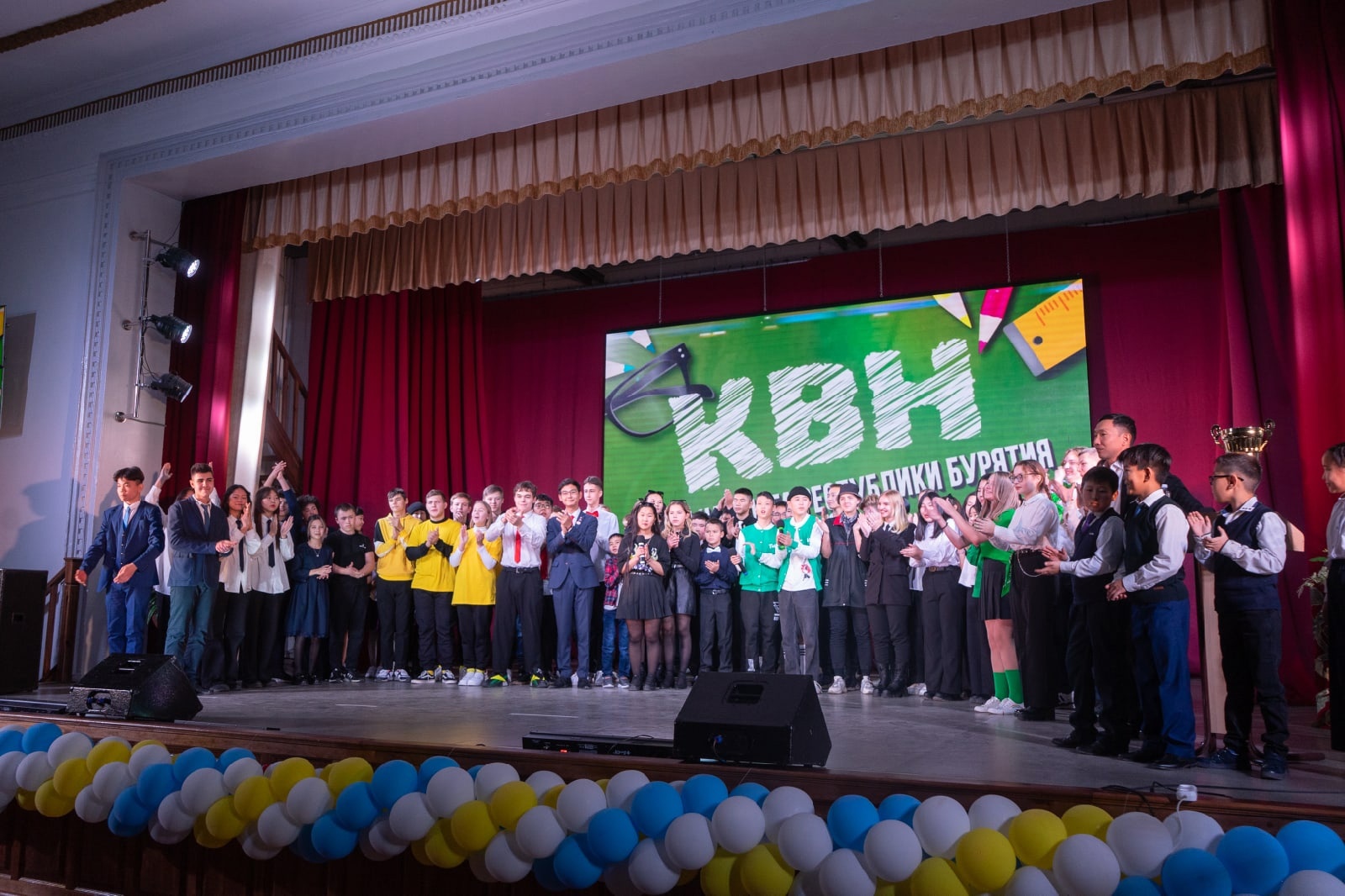 В Бурятии состоялся Фестиваль школьной лиги КВН