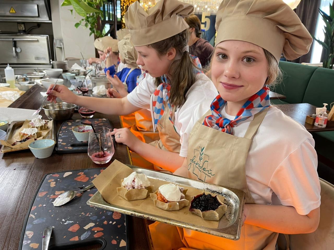 Активисты Российского движения школьников Свердловской области приняли участие в кулинарном мастер-классе