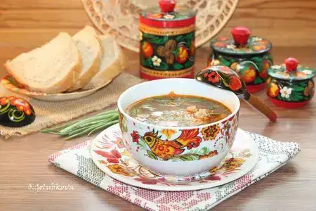 Щи с ребрышками и курицей: новое блюдо дня