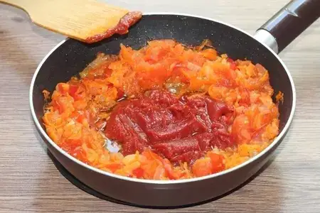 Щи со свиными ребрышками и курицей: шаг 11