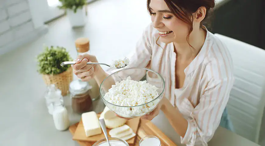 В молочных продуктах с нормальной жирностью нет ничего страшного. Наоборот: они богаты кальцием и белком