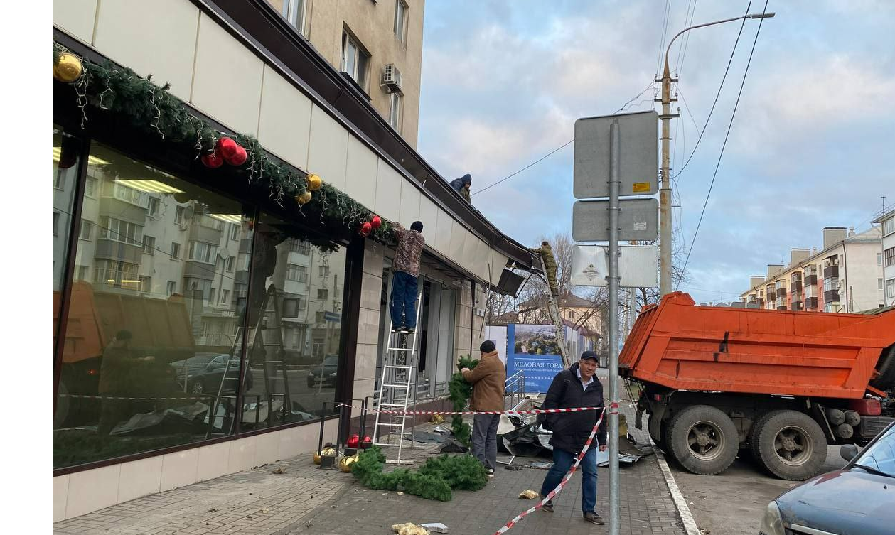 Губернатор Московской области Андрей Воробьев пообещал помочь Белгороду  после атаки ВСУ | REGIONS.RU / Лобня