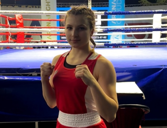 Чемпионка мира по боксу Кира Леонова из Лосино-Петровского вышла в финал международного турнира