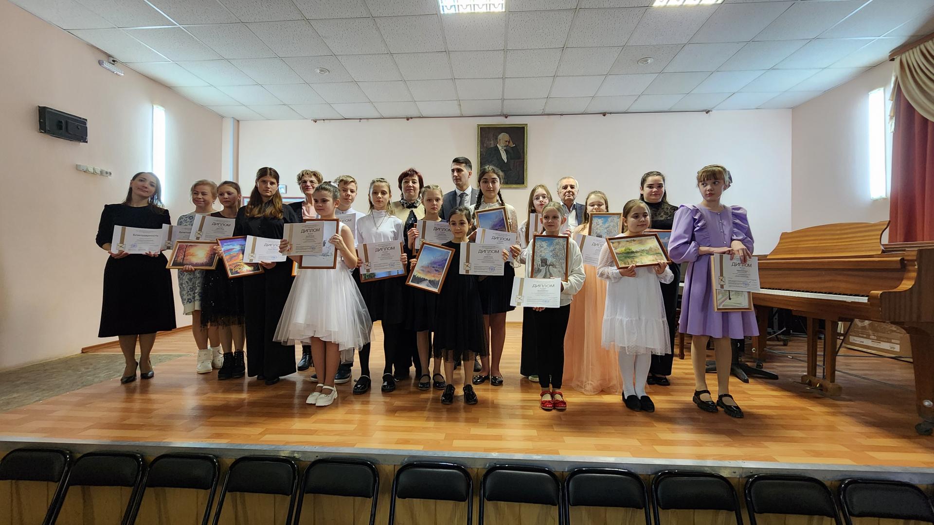 Люберчане приняли участие в межзональном конкурс «Смычок и струны»