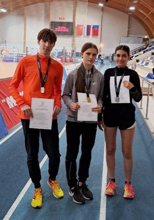 Легкоатлеты из Электростали завоевали медали на первенстве Московской области