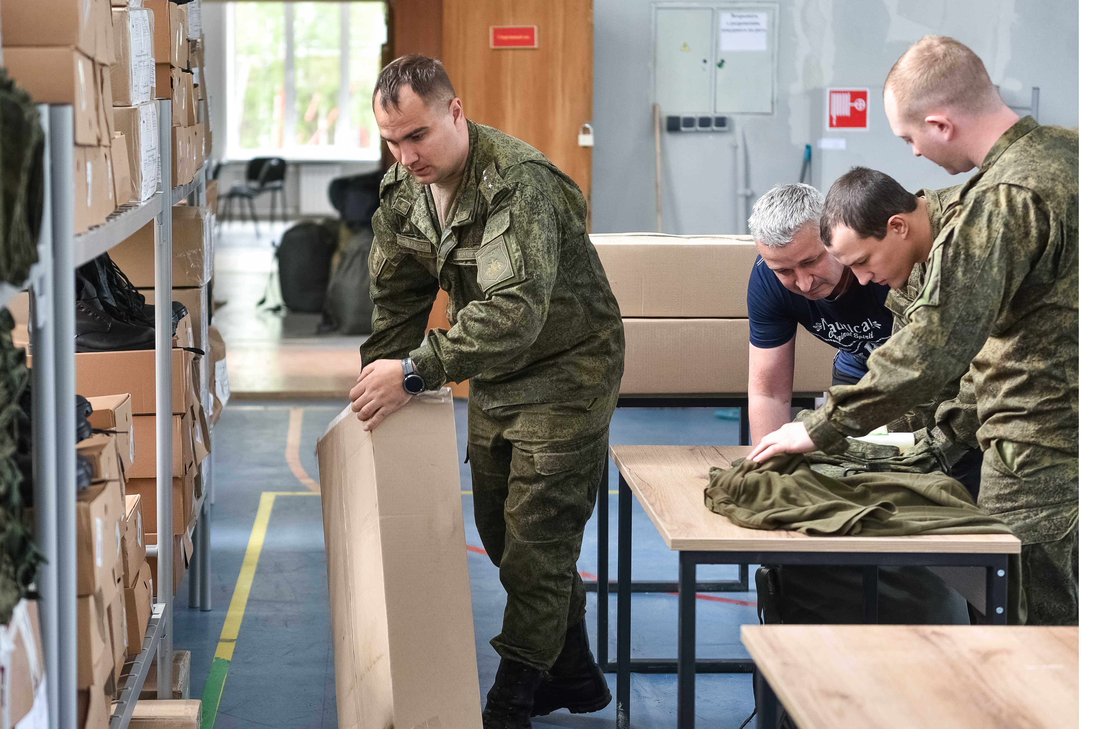 Домодедовским бойцам рассказали, как оформить кредитные каникулы участникам  СВО | REGIONS.RU / Домодедово