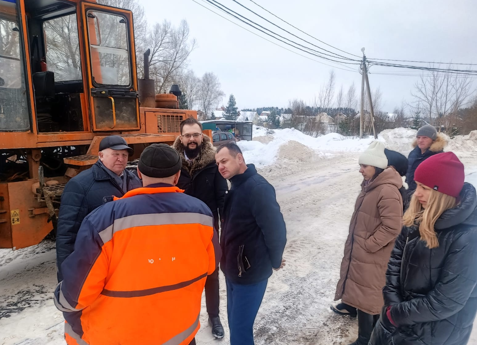 В Наро-Фоминске проверили качество уборки снега во дворах | REGIONS.RU /  Наро-Фоминск