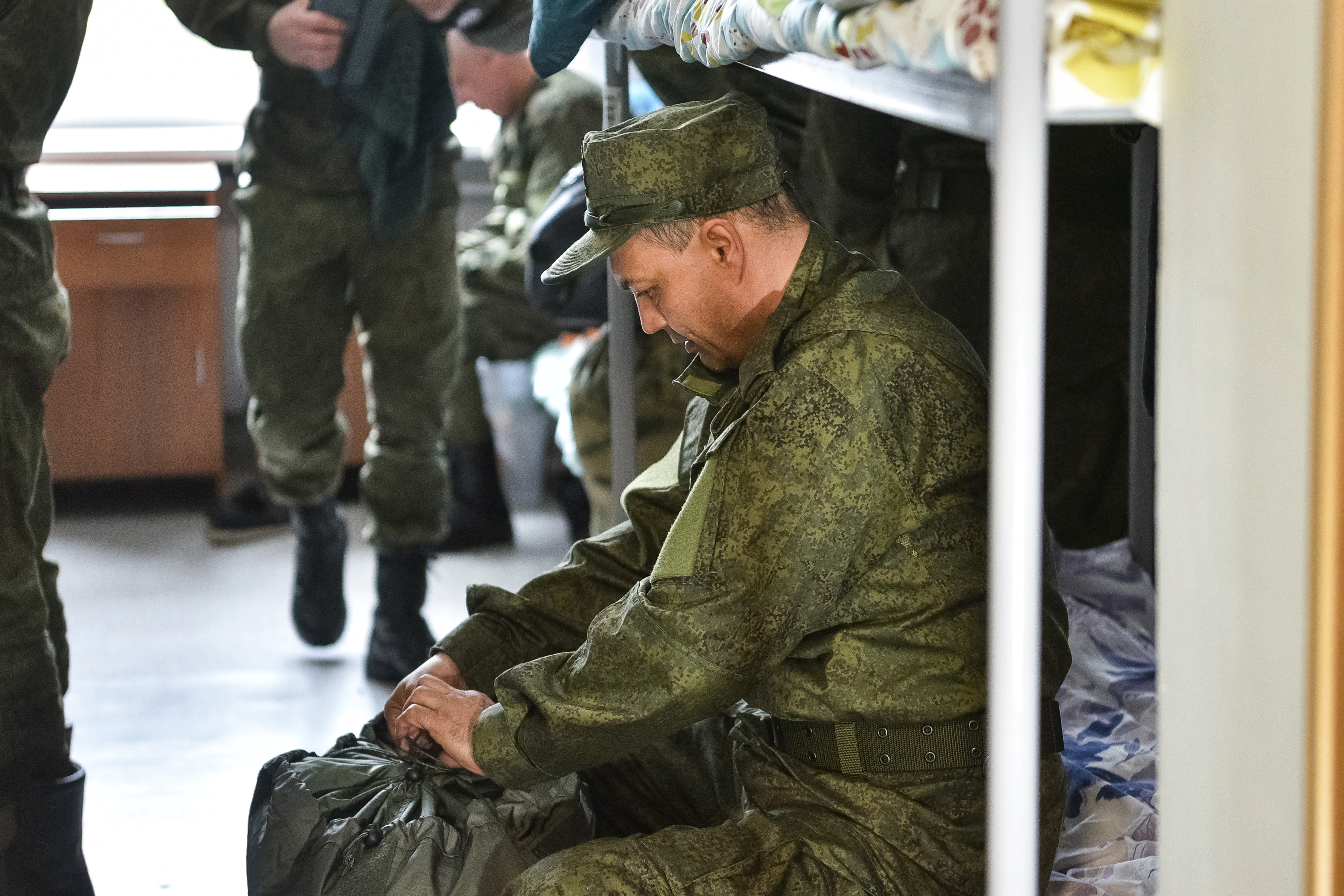 Лыткаринские военнослужащие считают службу по контракту возможностью  защищать свободу и безопасность страны | REGIONS.RU / Лыткарино