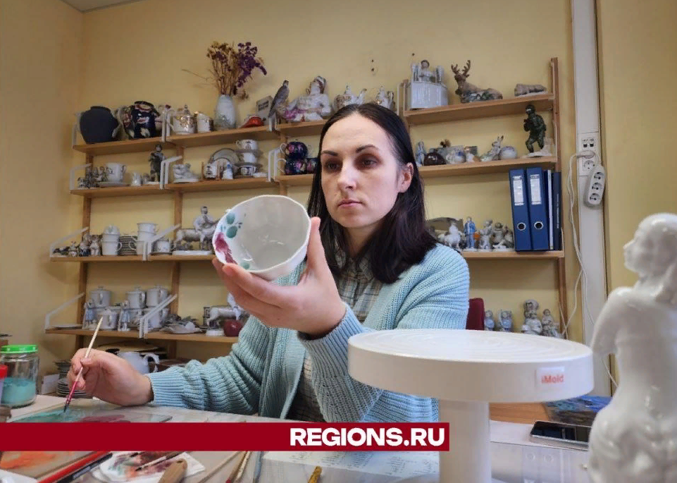Художница по фарфору из Орехово-Зуева победила во Всероссийском конкурсе