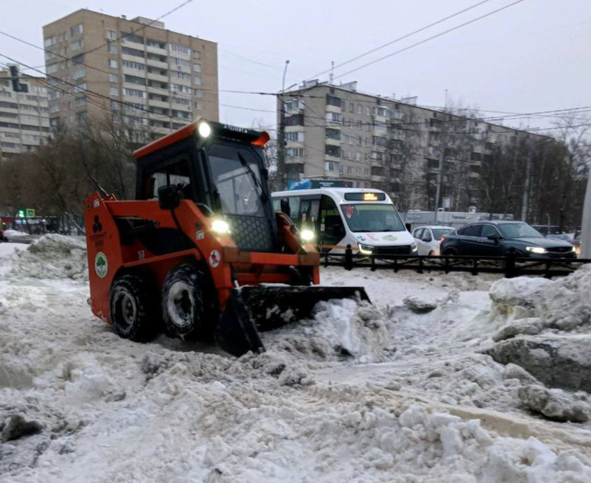В Подольске за ночь коммунальщики вывезли более 800 кубометров снега