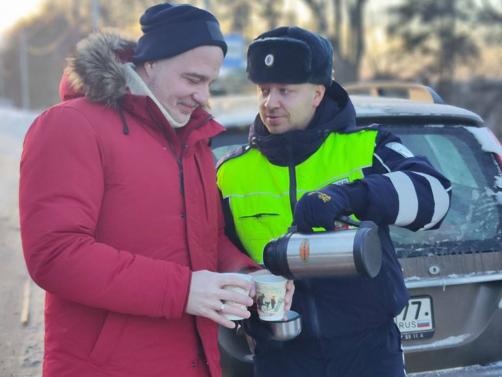 Госавтоинспекция Подмосковья нальет чайку задубевшим водителям