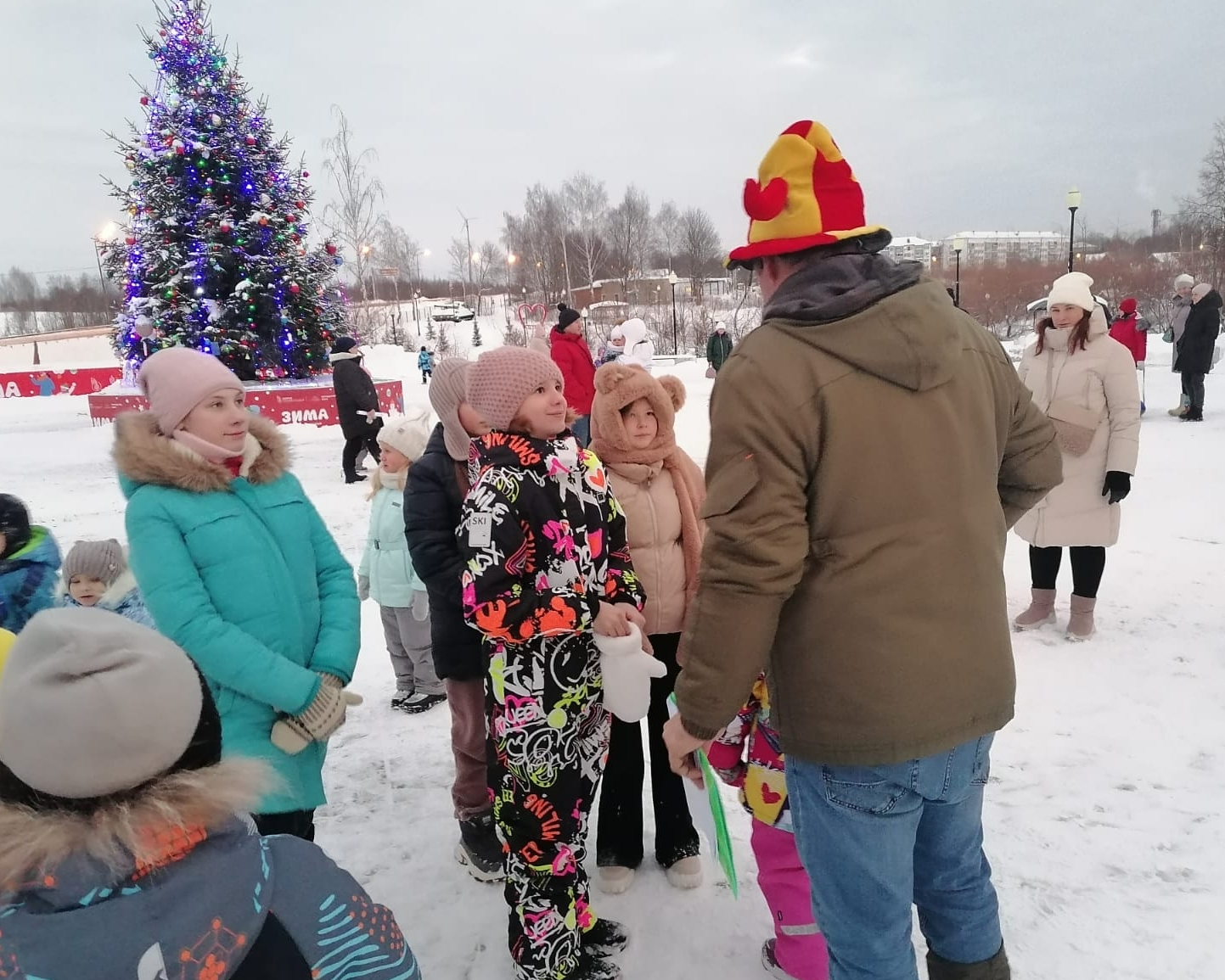 Принять участие в колядочных шествиях и смастерить рождественские открытки смогут жители Шаховской на празднике зимних чудес