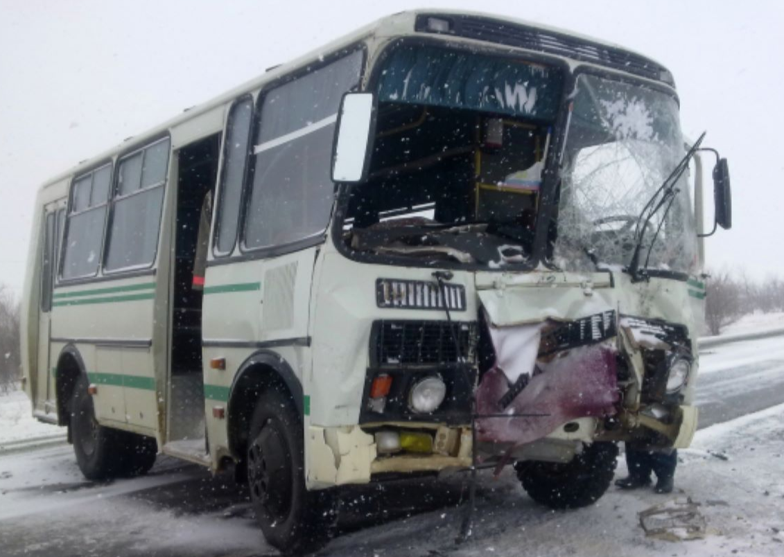 В Пермском крае в ДТП с участием автобуса погибли три человека