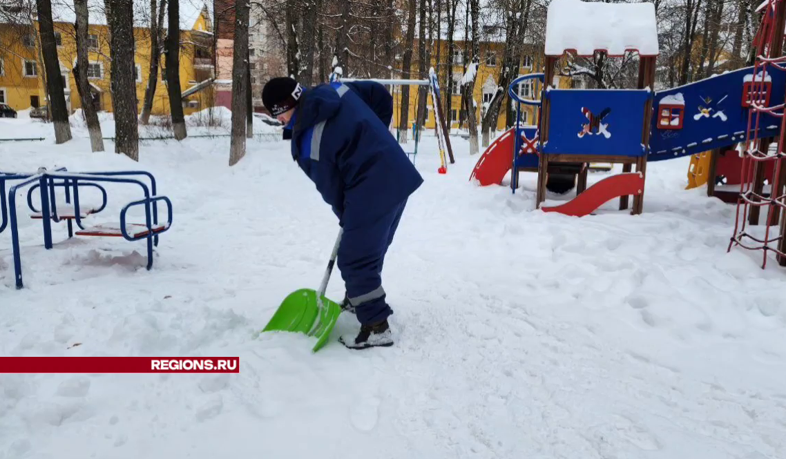 За хорошую уборку снега - премия: в Люберцах работает около 900 дворников