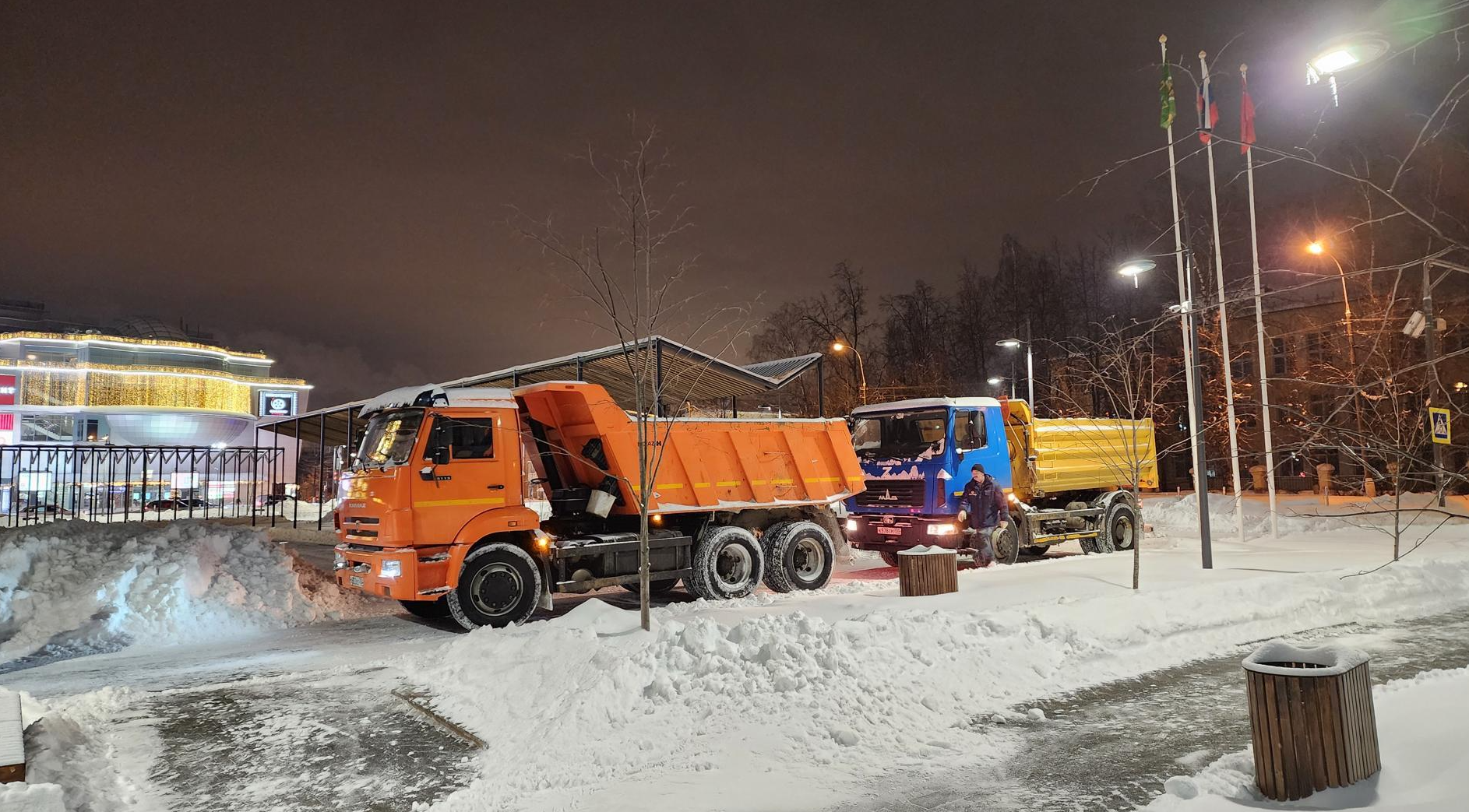 Сотрудники коммунальных служб Ивантеевки мобилизовались на борьбу с последствиями крещенской метели