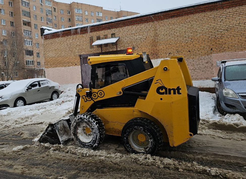 «Темп не сбавляем»: глава г.о. Фрязино поручил наладить уборку снега в городе