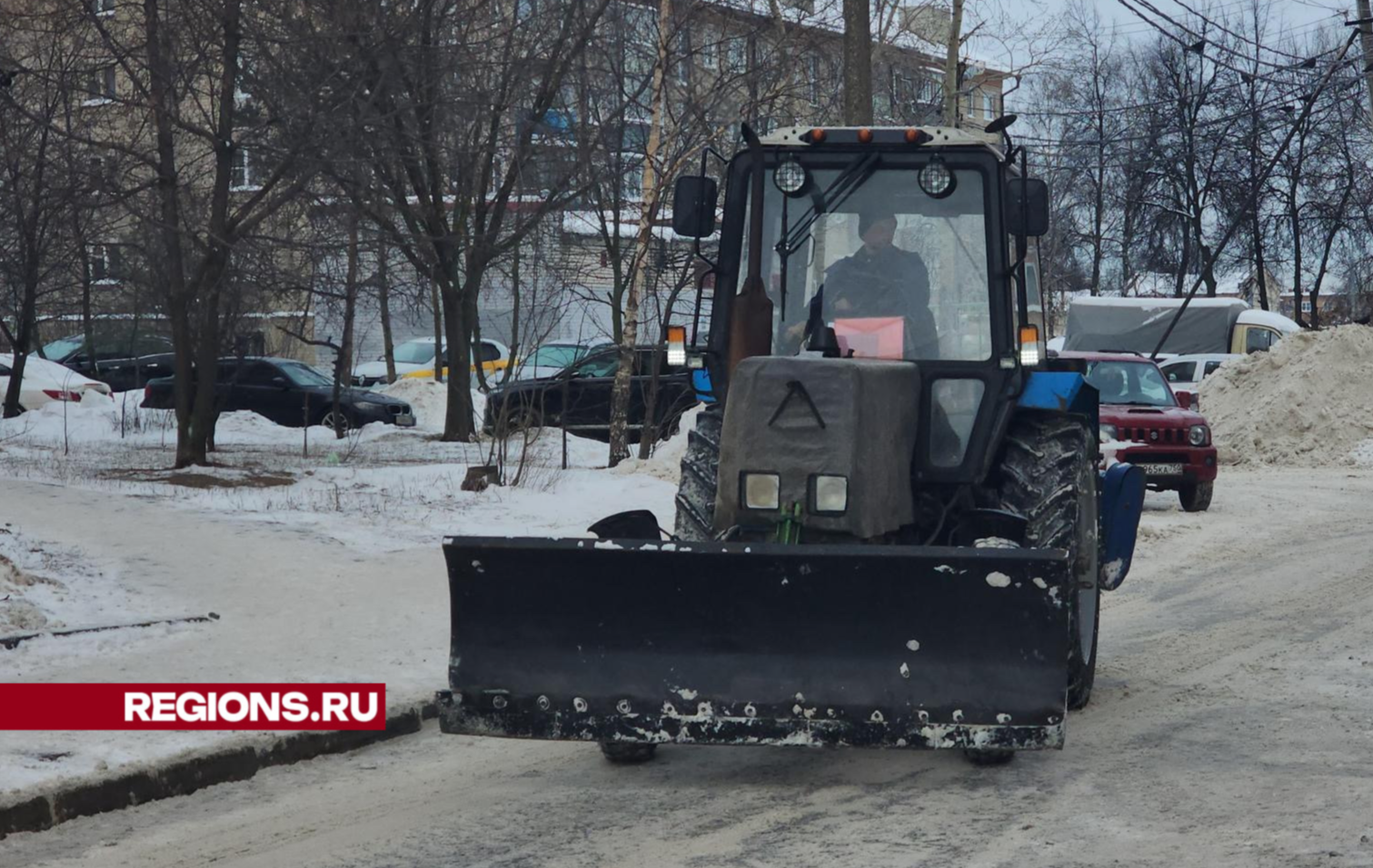 Более шестидесяти дворов Павловского Посада сегодня расчистят от снега