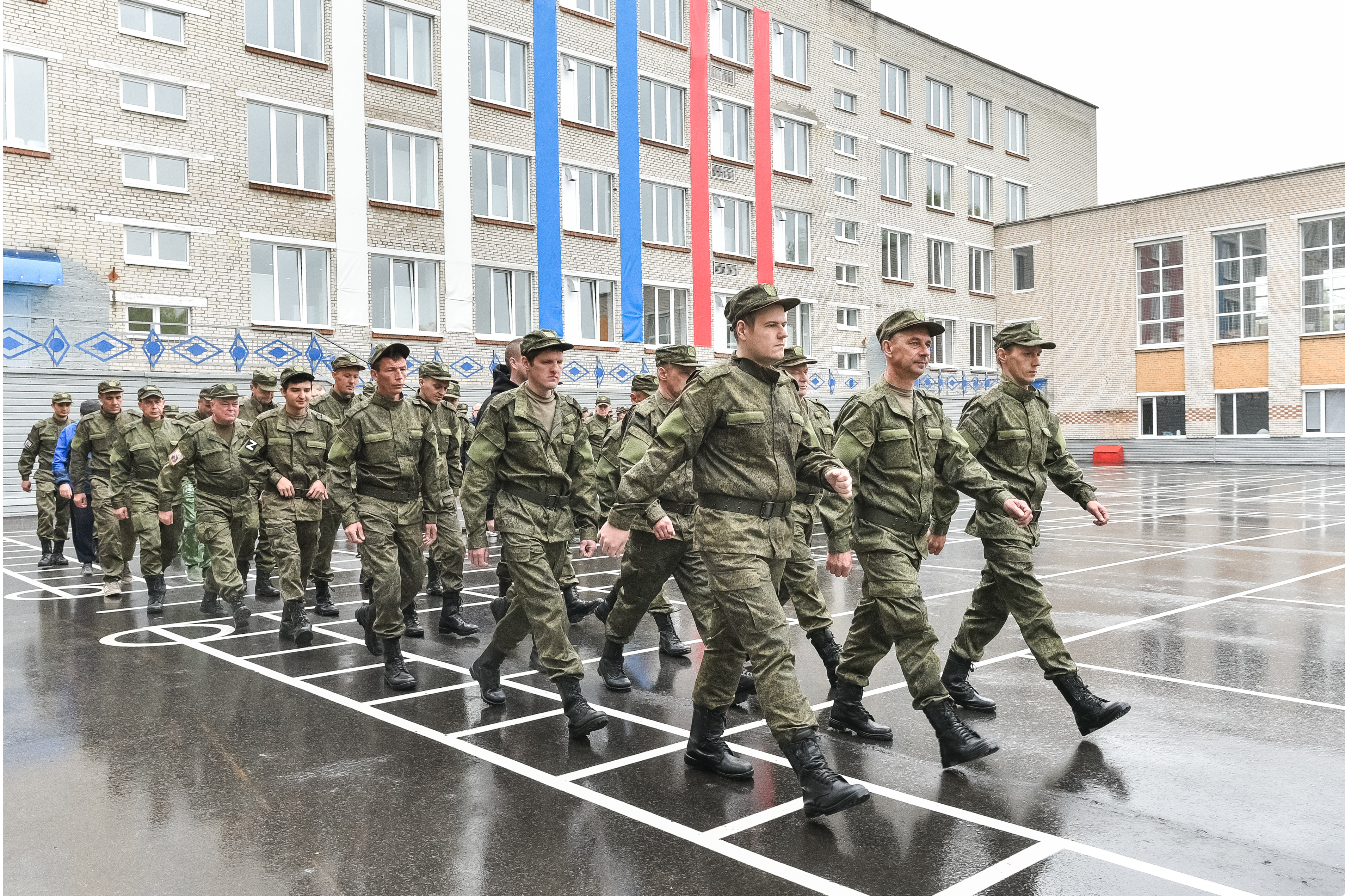 "Просто не могу оставаться в стороне": ступинцы поделились, почему они выбрали службу по контракту