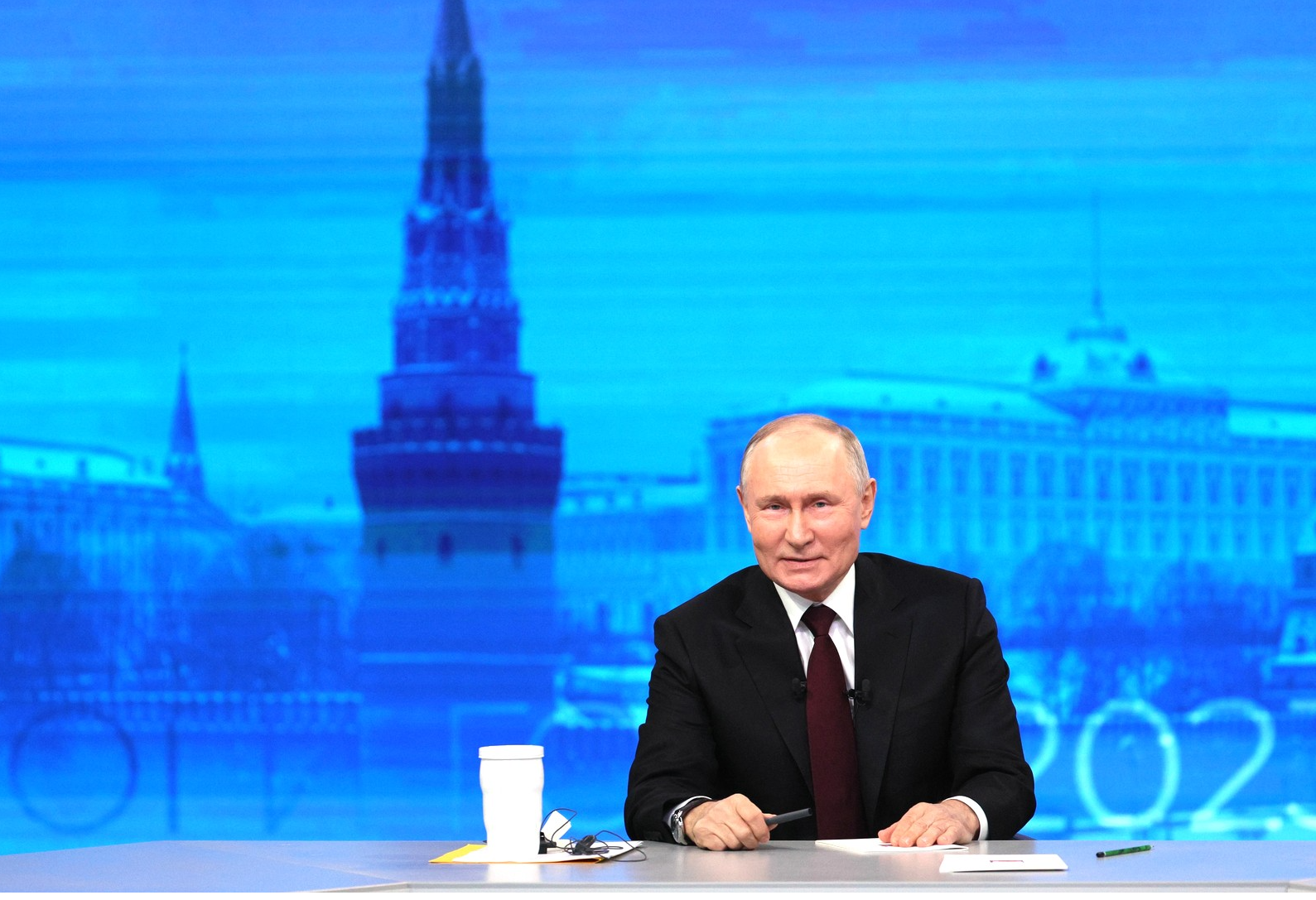 ЦИК зарегистрировал Владимира Путина кандидатом на президентских выборах