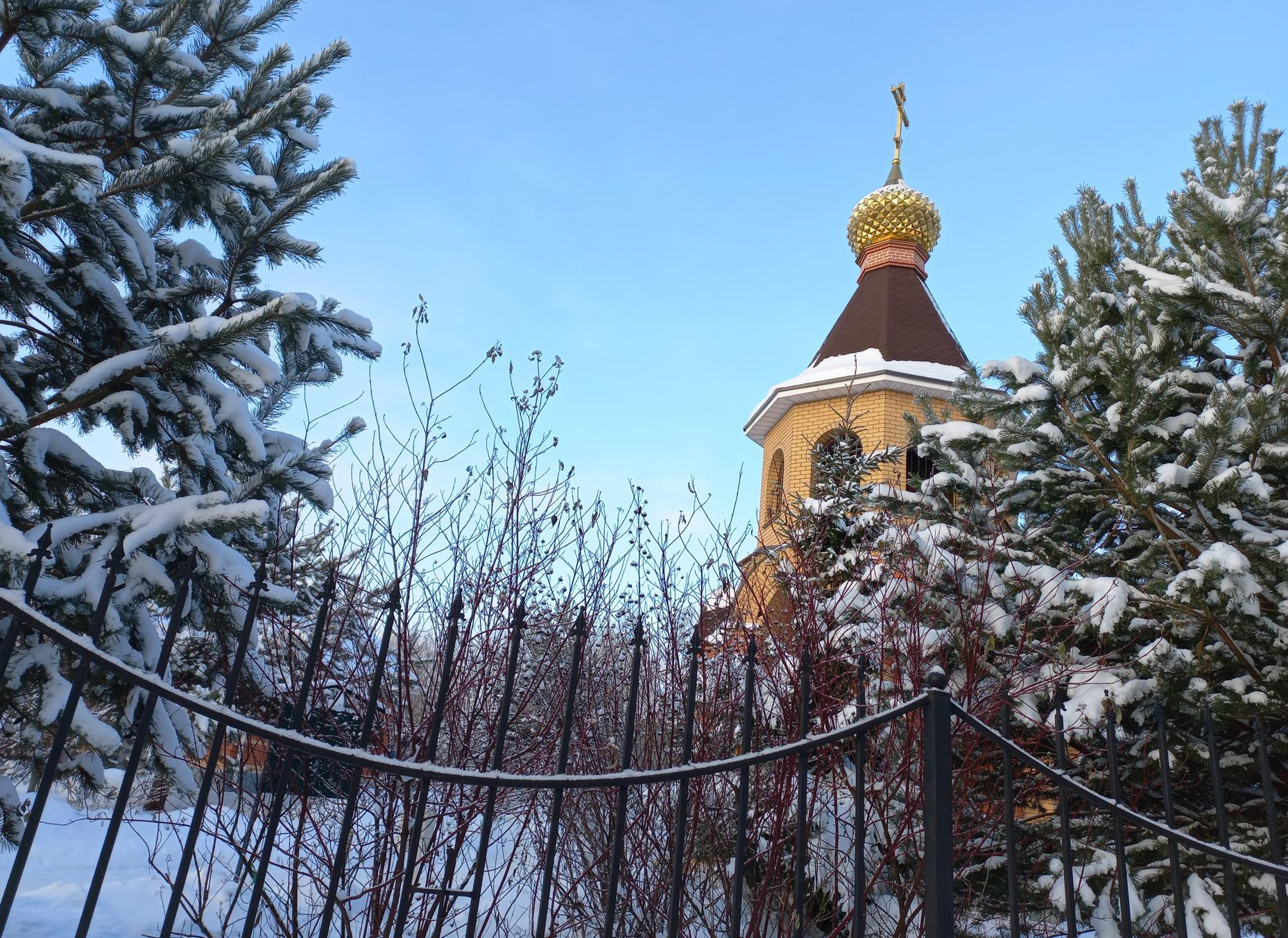 Храмовый комплекс в селе Михеево обеспечили электроснабжением