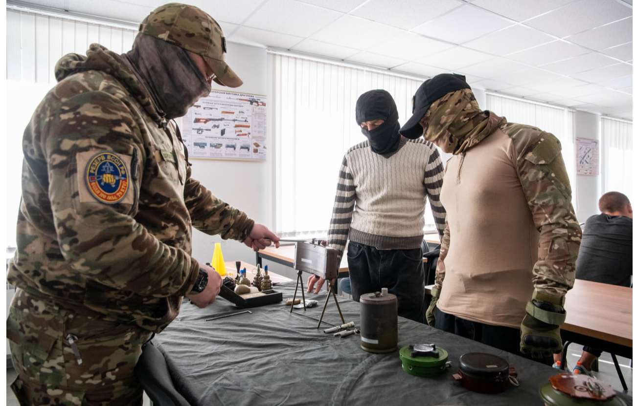 Раменчанам рассказали, чем может помочь фонд "Защитники Отечества"