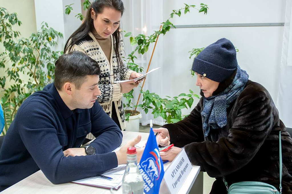 «Выездная администрация»: 12 домов в микрорайоне Силикатная подключат к новой надежной котельной