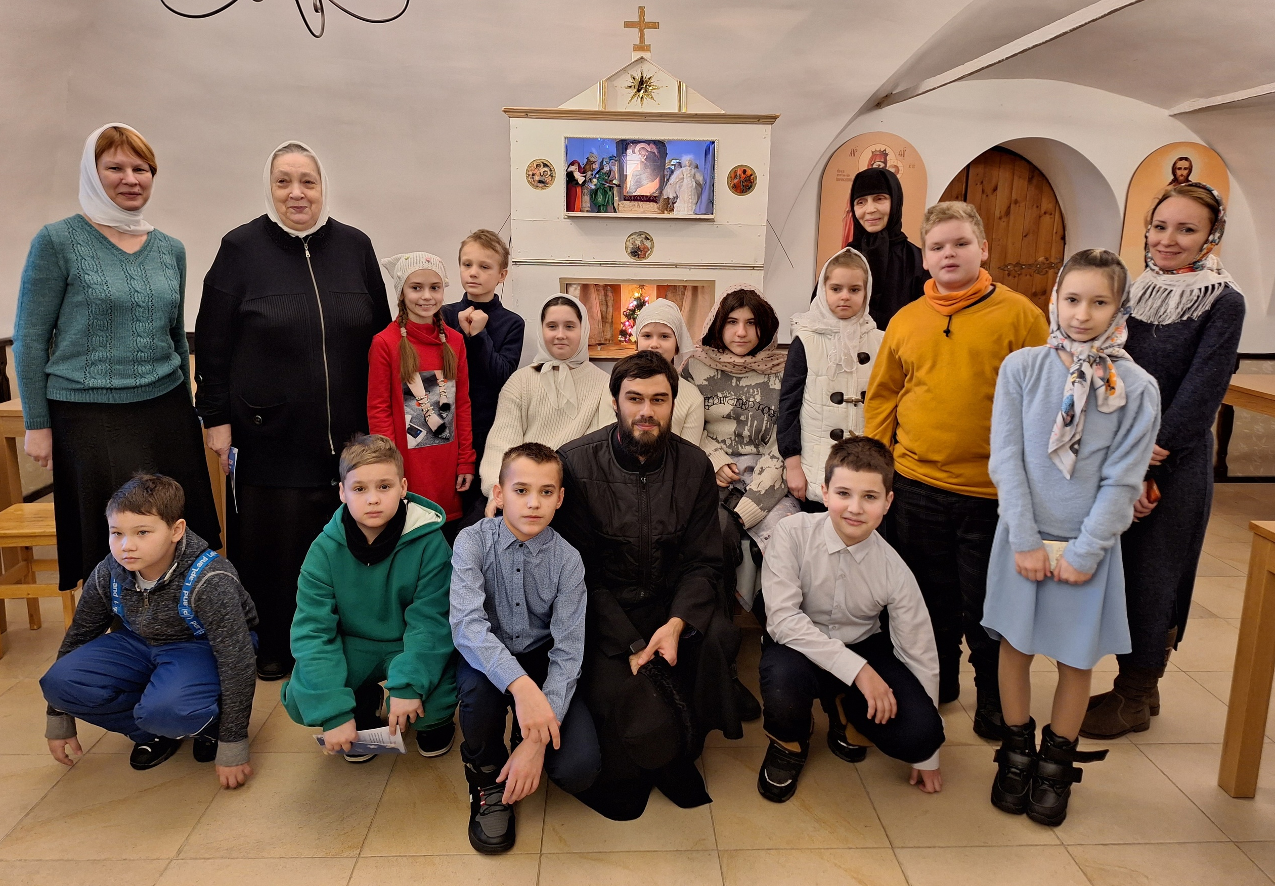 Учащиеся воскресной школы "Вертоград" посетили Свято-Троицкий Белопесоцкий монастырь