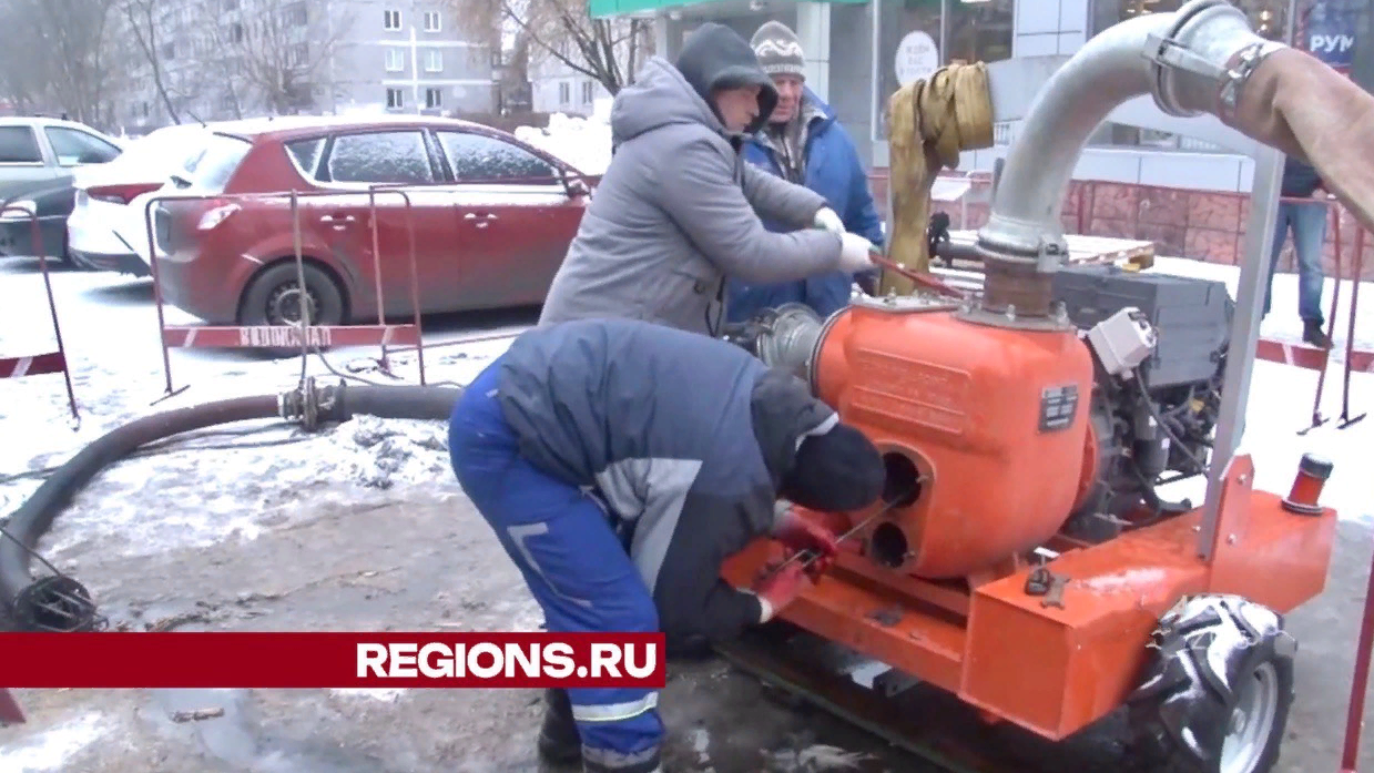 Глава Орехово-Зуева выложил на личной странице видео с канализационными отходами