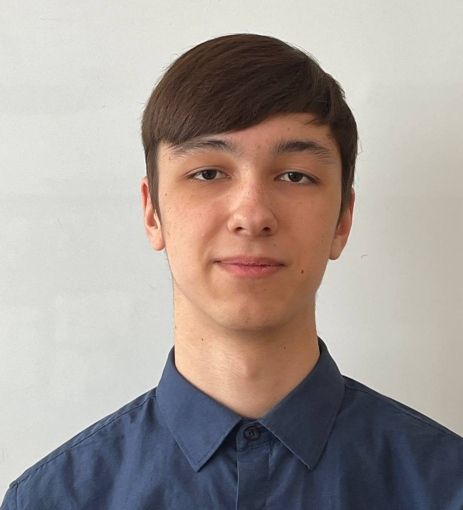 Учащийся школы №4 Никита Буданов стал призером Всероссийской олимпиады по информатике