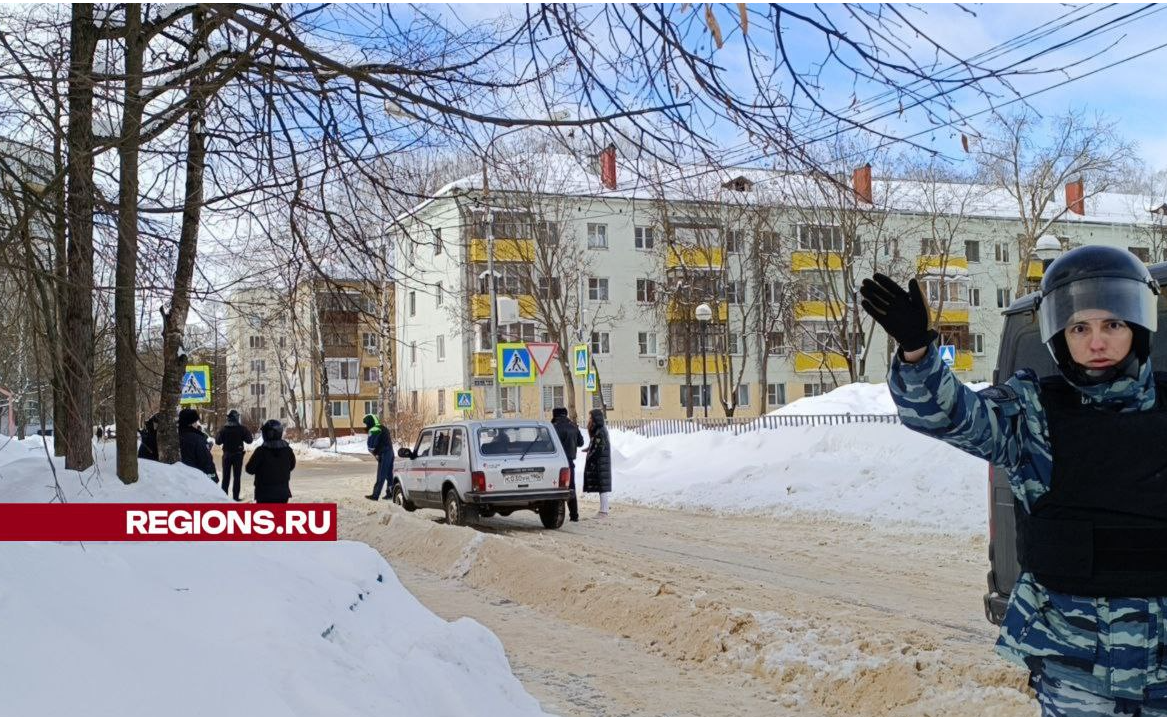 Без паники: жители Лобни достойно справились с эвакуацией | REGIONS.RU /  Лобня