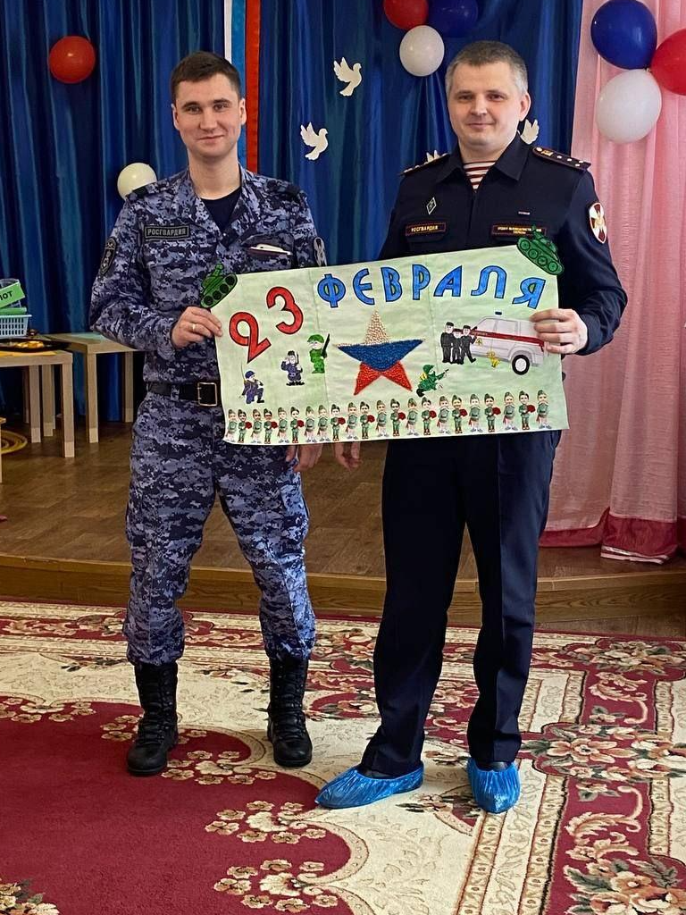 Химкинские росгвардейцы присоединились к патриотическому мероприятию, посвященному Дню защитника Отечества