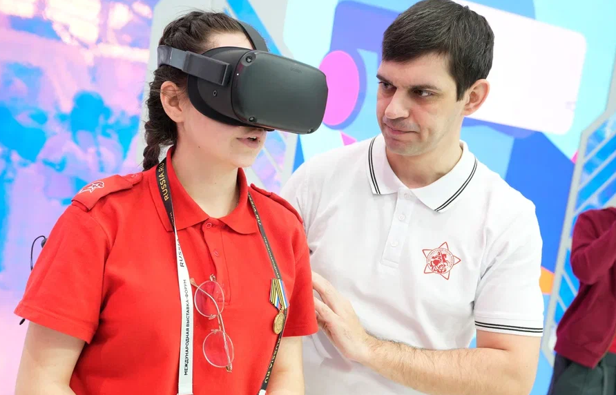 VR-трактор и VR-велосипед представил университет «Дубна» на выставке «Россия»