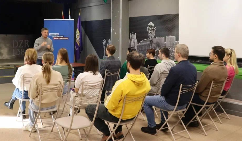 Депутат Мособлдумы: с первых дней СВО молодежь Дзержинского помогает нашим бойцам