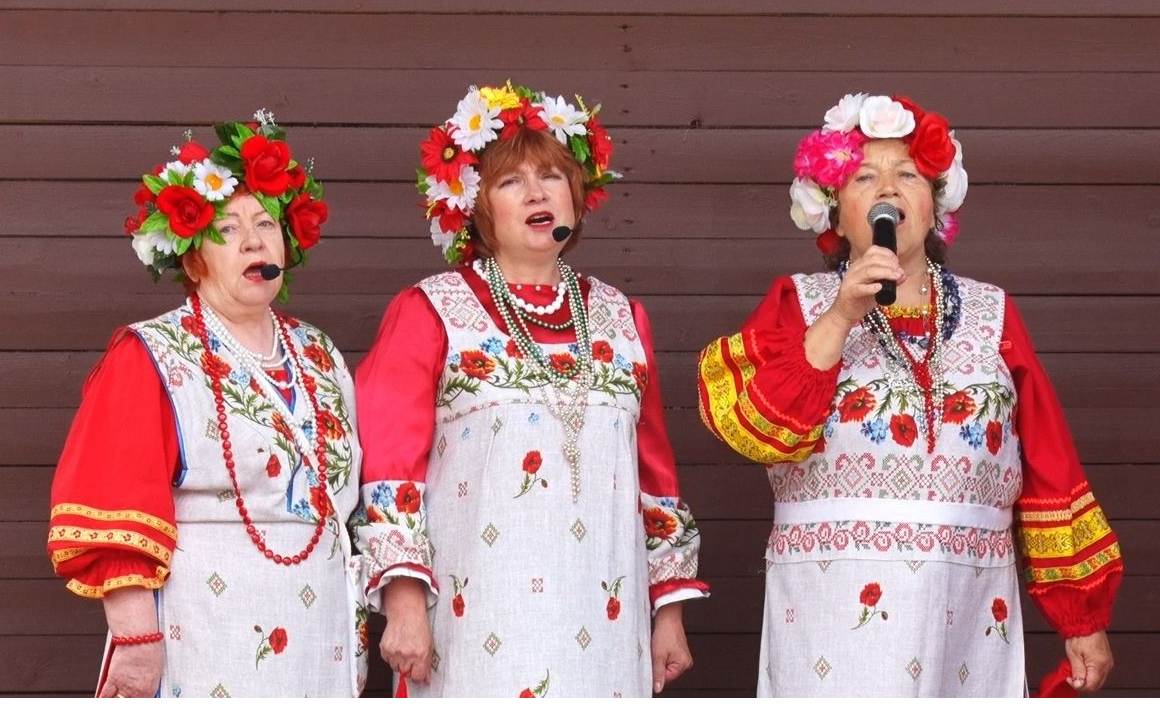 Артисты ансамблей «Полянка» и «Певуньи» поделились с поклонниками секретами вокального мастерства