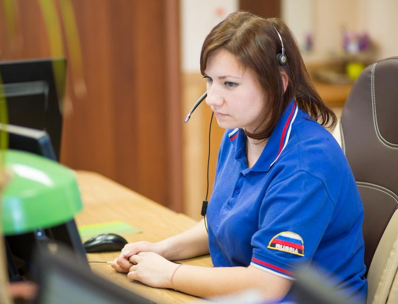 Вызовы по номеру «112» от жителей Подмосковья ежедневно принимают 370 операторов