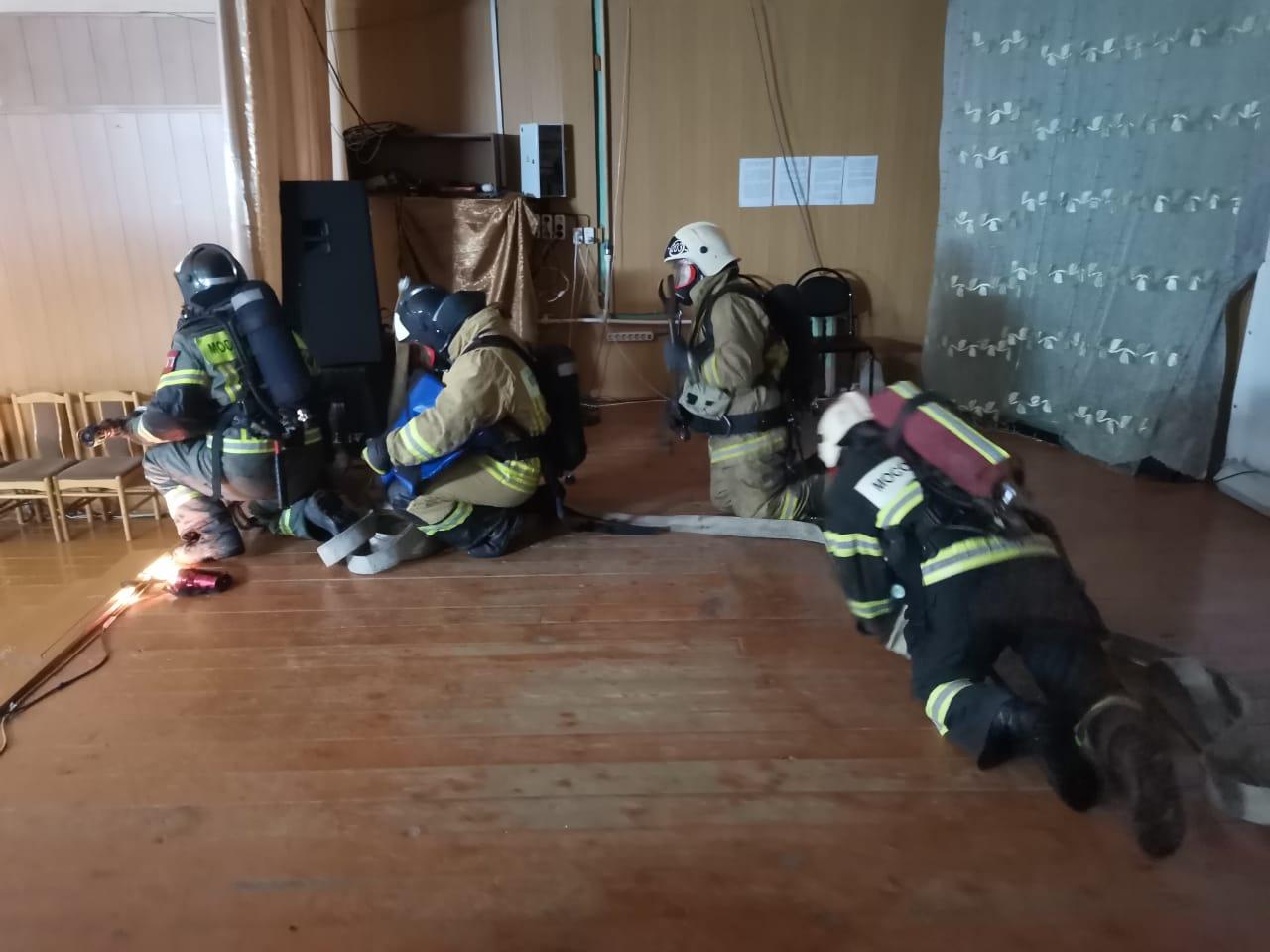 Условный пожар на избирательном участке ликвидировали в Волоколамске