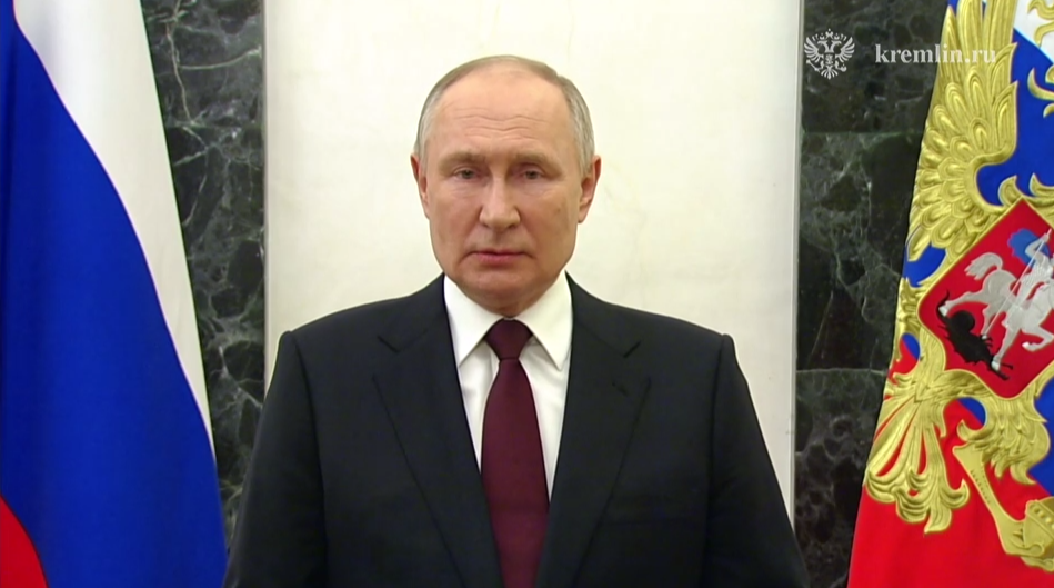 Владимир Путин поздравил военнослужащих и ветеранов Сил специальных операций ВС РФ