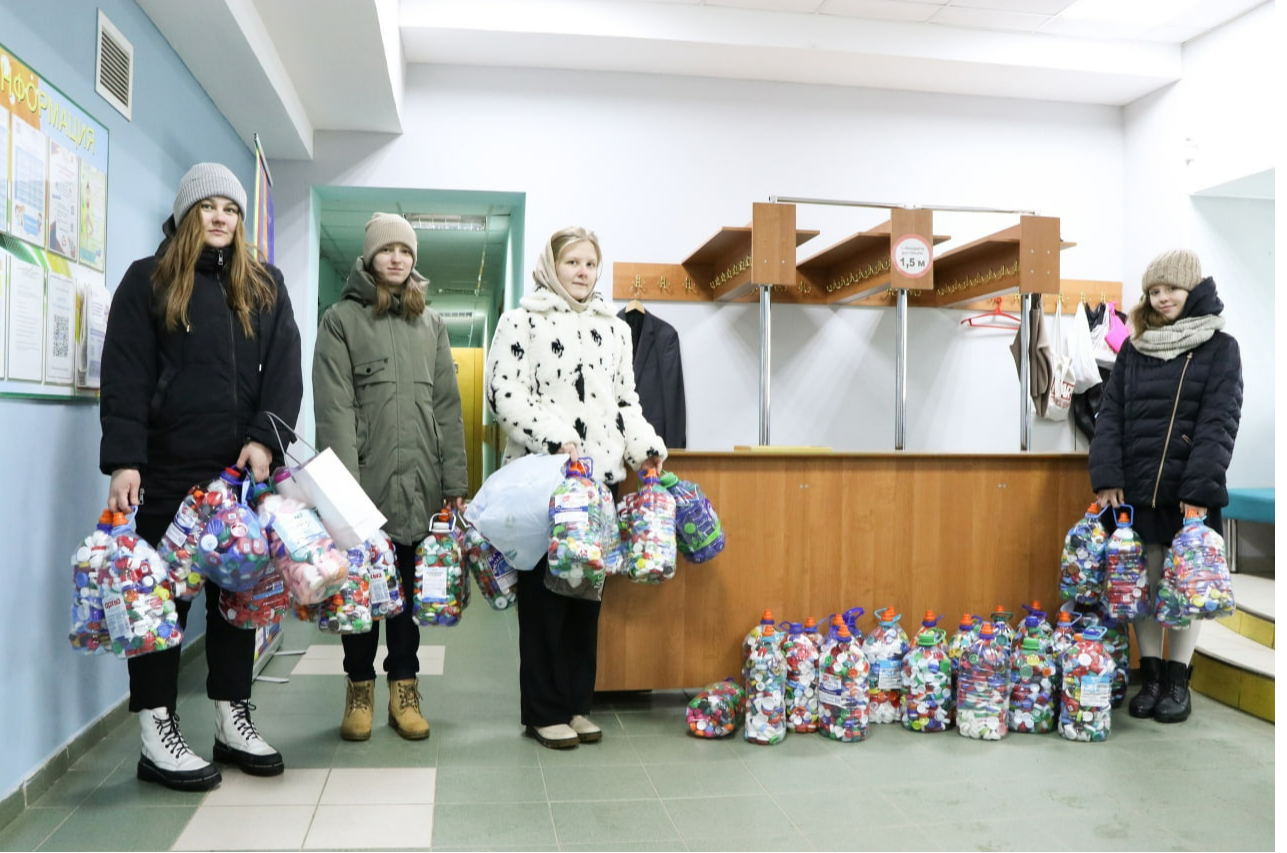 Волонтеры Тучково собрали тысячи крышечек, чтобы помочь детям с особенностями здоровья