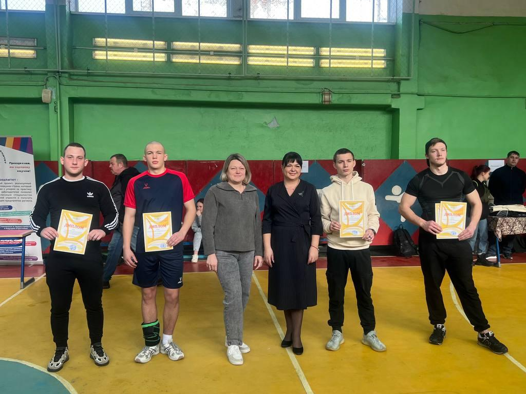 Серпуховские студенты заняли второе место на военно-спортивном соревновании