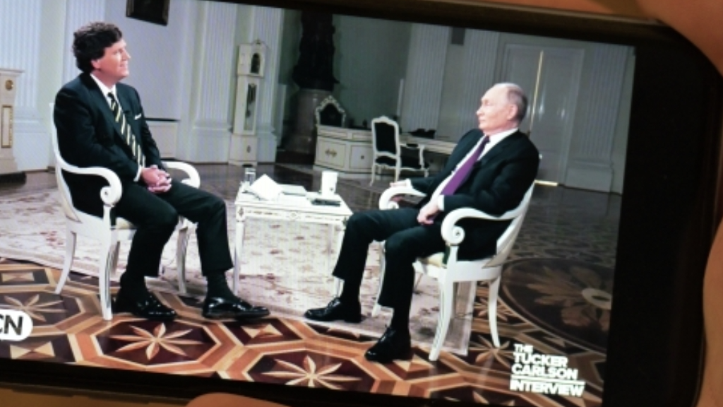 Полная версия интервью президента Путина Такеру Карлсону была выложена на сайте Кремля