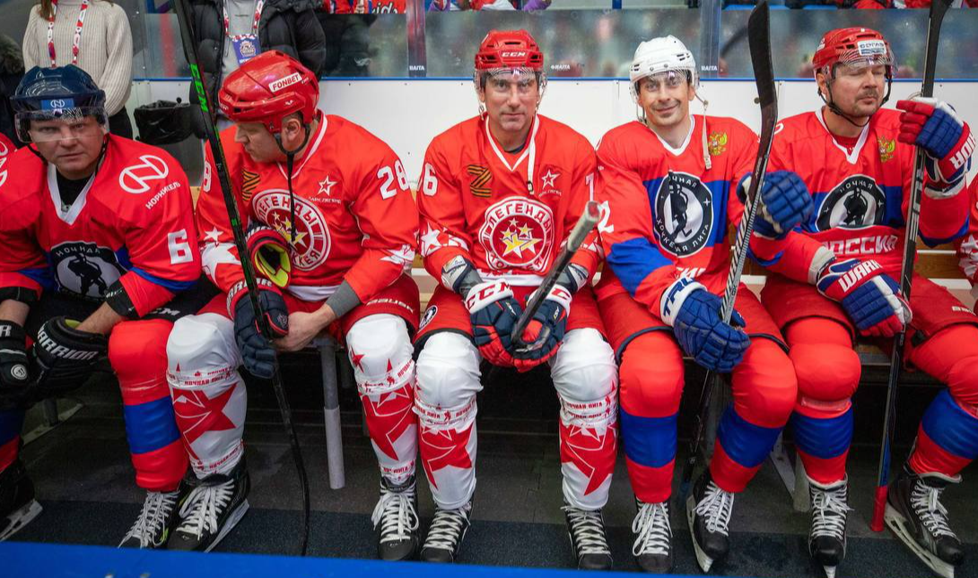 Легенды хоккея сыграют матч с жителями Подольска