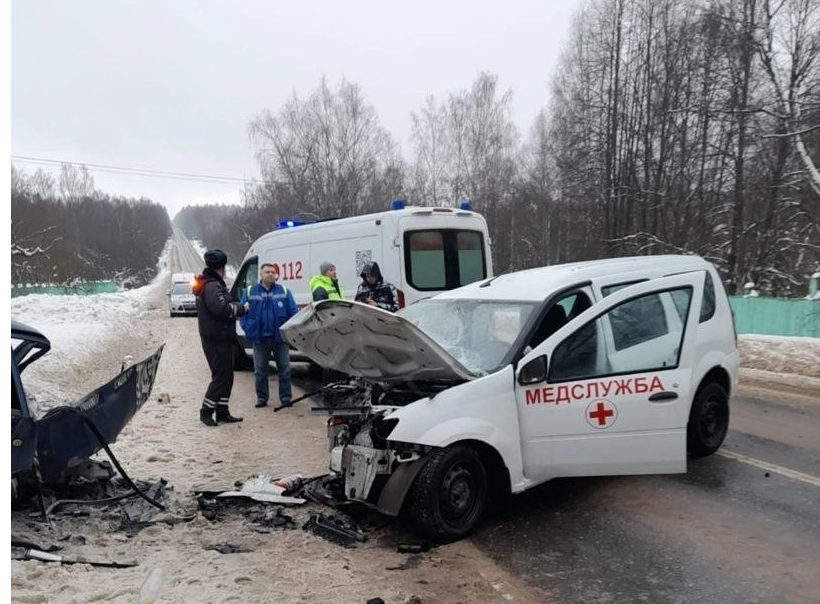 Два сотрудника можайской больницы пострадали в ДТП под Рузой