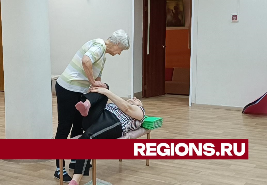 84-летний тренер из Лобни помогает сохранить здоровье суставов