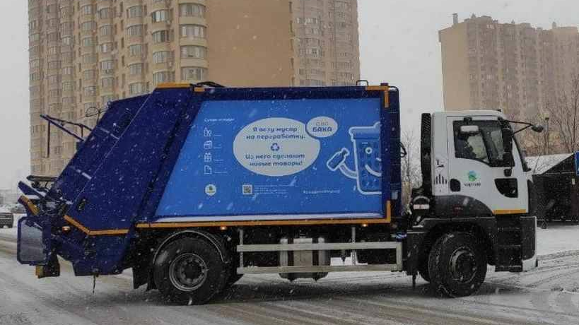 На Октябрьском проспекте привели в порядок контейнерную площадку