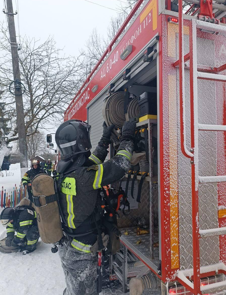 Наро-Фоминские спасатели провели пожарно-тактические учения в школе-интернате